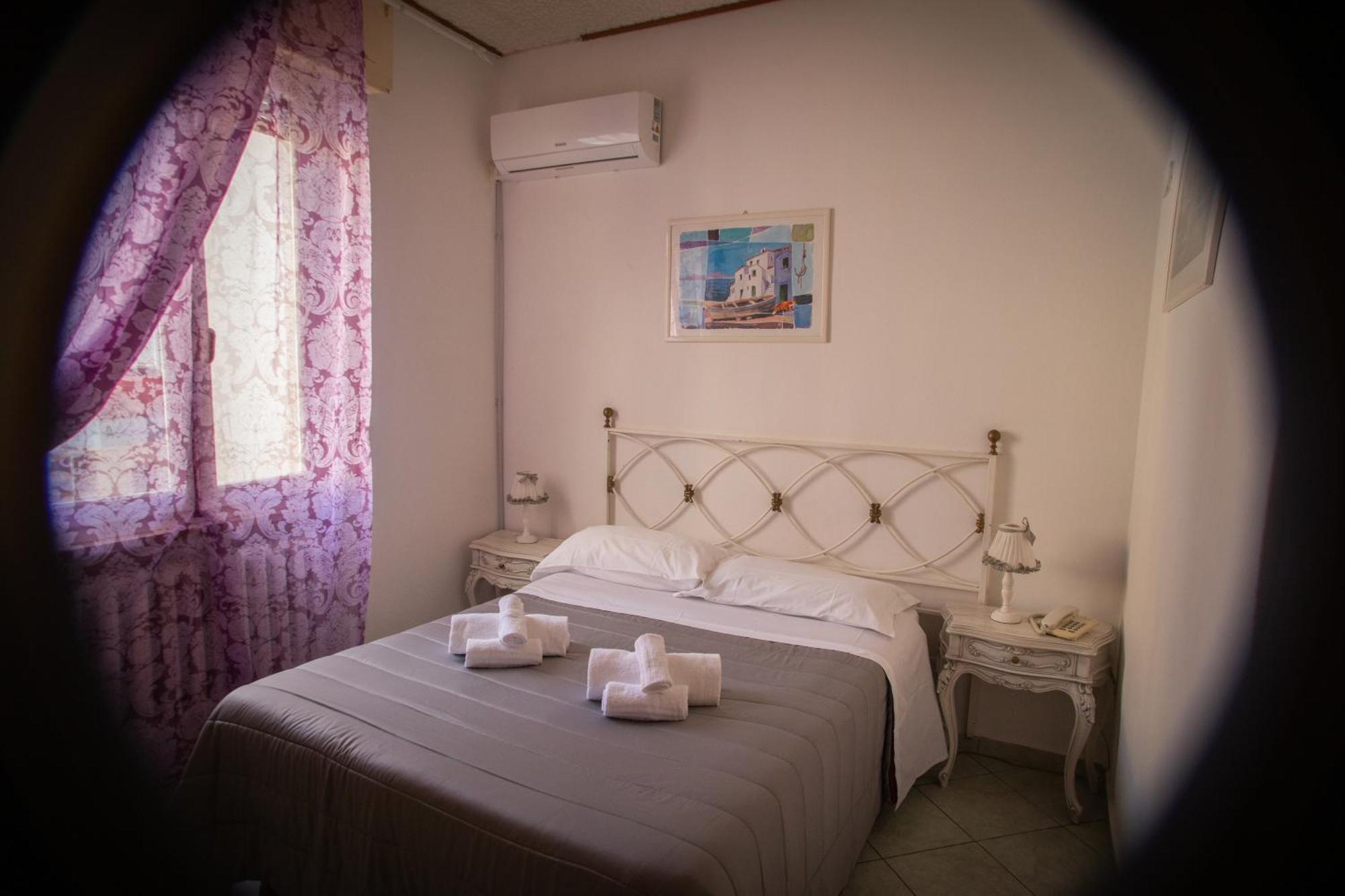 Hotel Ariston Пьомбино Экстерьер фото